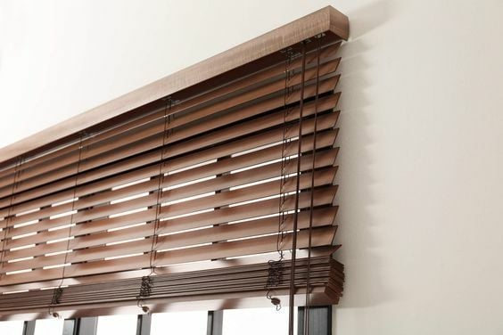 Sarpaş Ceviz 50 mm Doğal Ahşap Jaluzi Perde 51X75 - 151X200