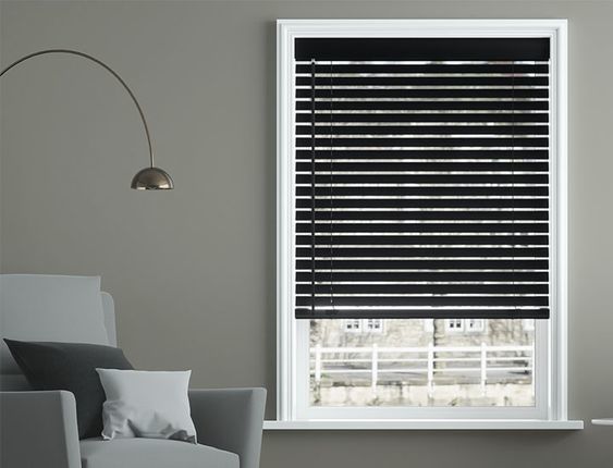 Sarpaş Siyah 25 mm Alüminyum Jaluzi Perde 126X150 - 151X200