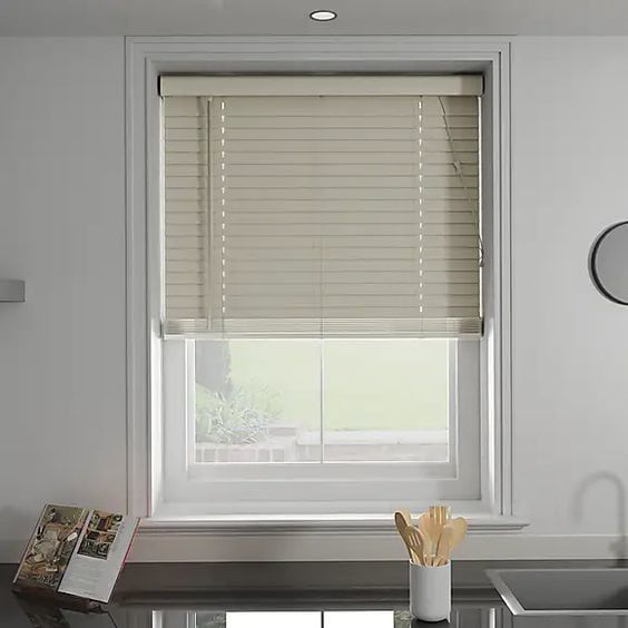 Sarpaş Krem 25 mm Alüminyum Jaluzi Perde 51X75 - 151X200